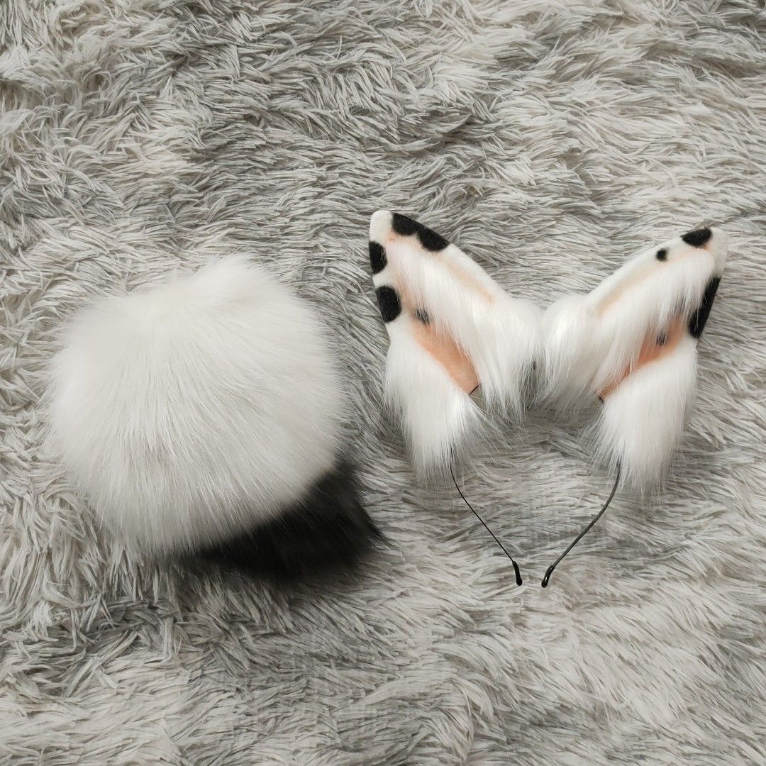 Make simulated spotted rabbit ears