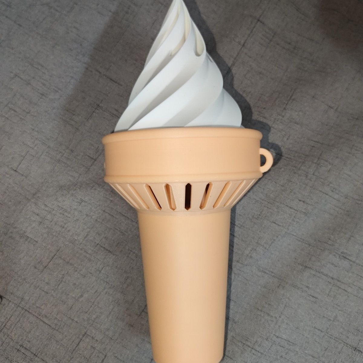 Animal fan ice cream