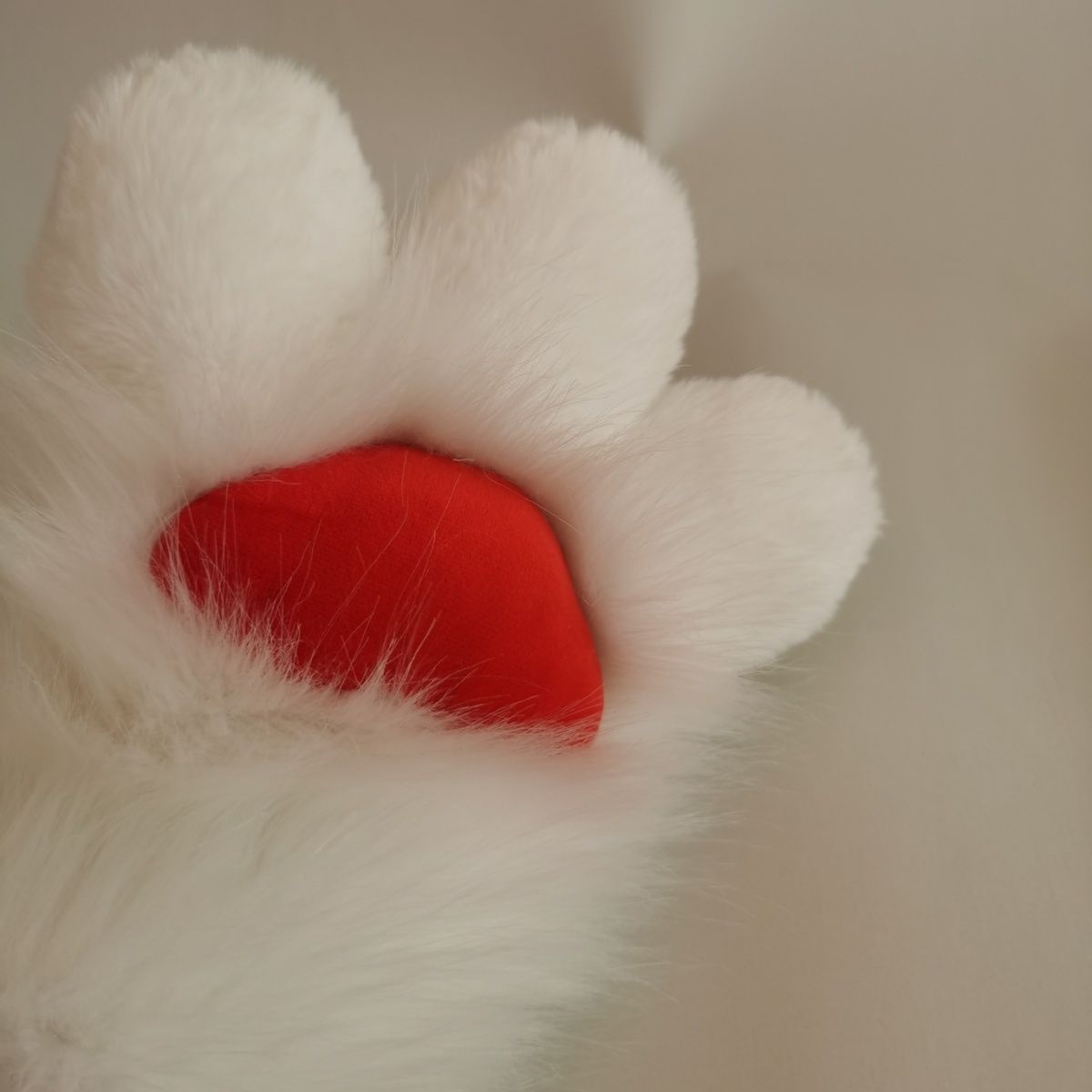 furry color furry claws three finger dragon claws