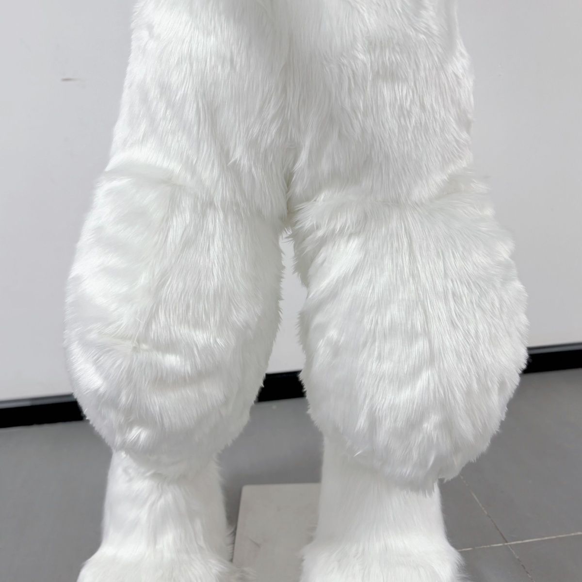 Furry suit with bent legs, Japanese style, Furui solid color, spot
