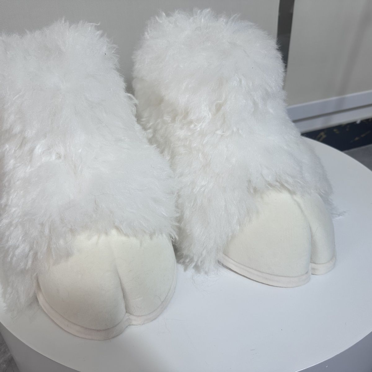 Kig series animal suit animal feet lamb feet
