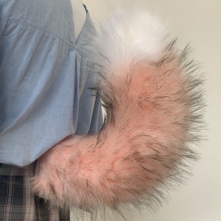 Movable animal tail, white fox