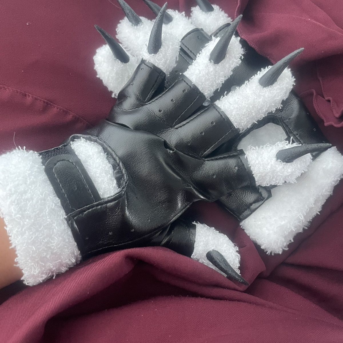 Furry kig series close-fitting claws and nails handsome plush