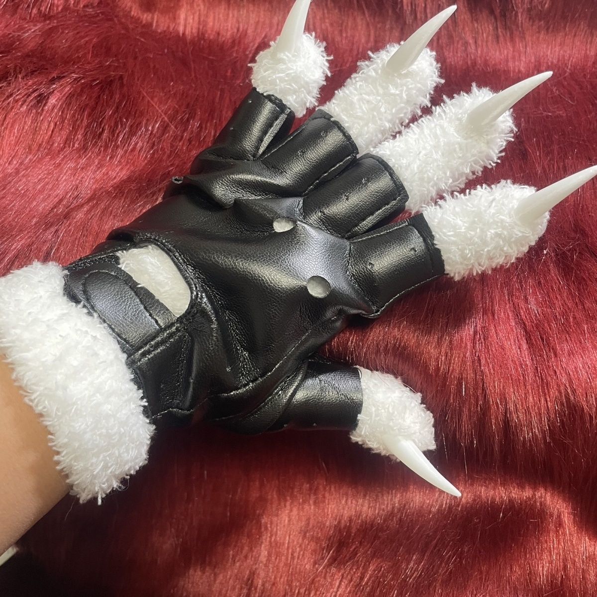 Furry kig series close-fitting claws and nails handsome plush