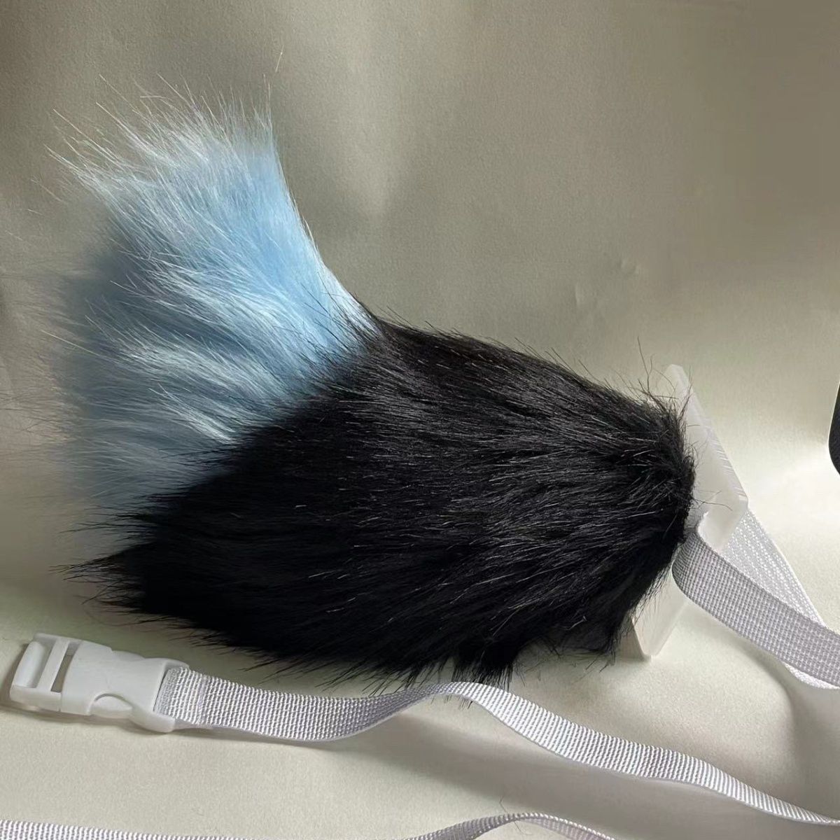 Electric lamb tail movable
