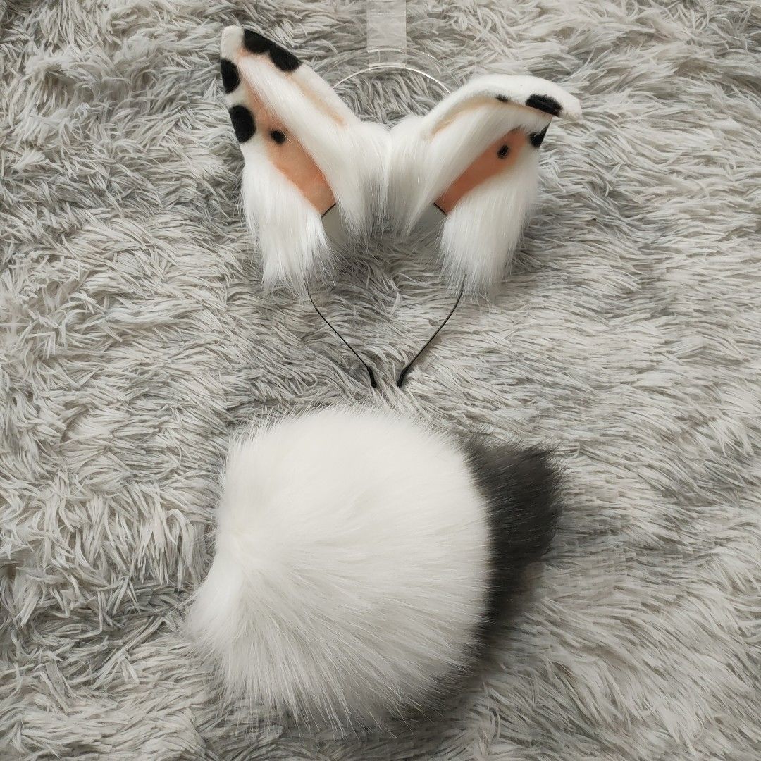 Make simulated spotted rabbit ears