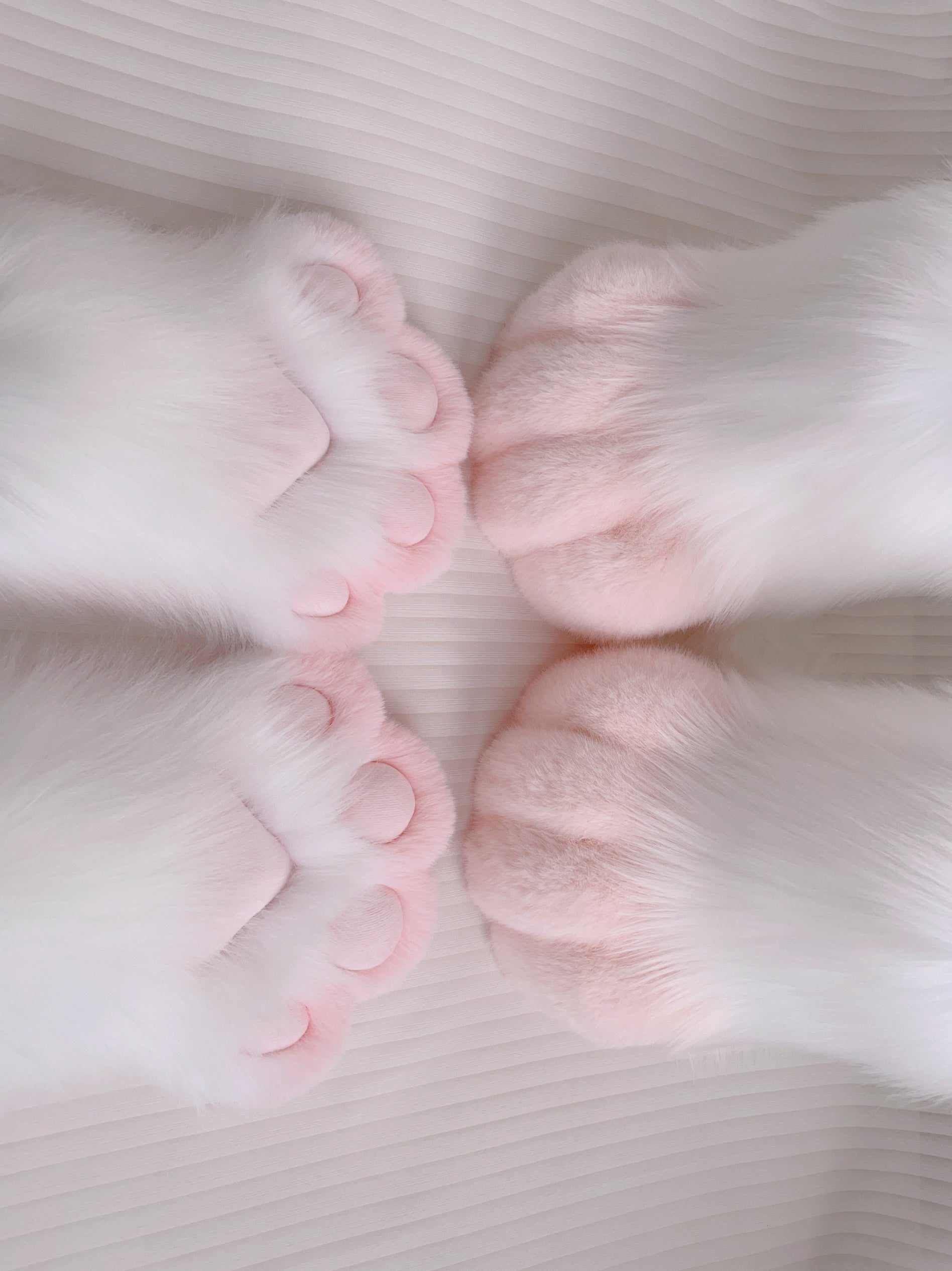 Furry gloves animal feet cute pink