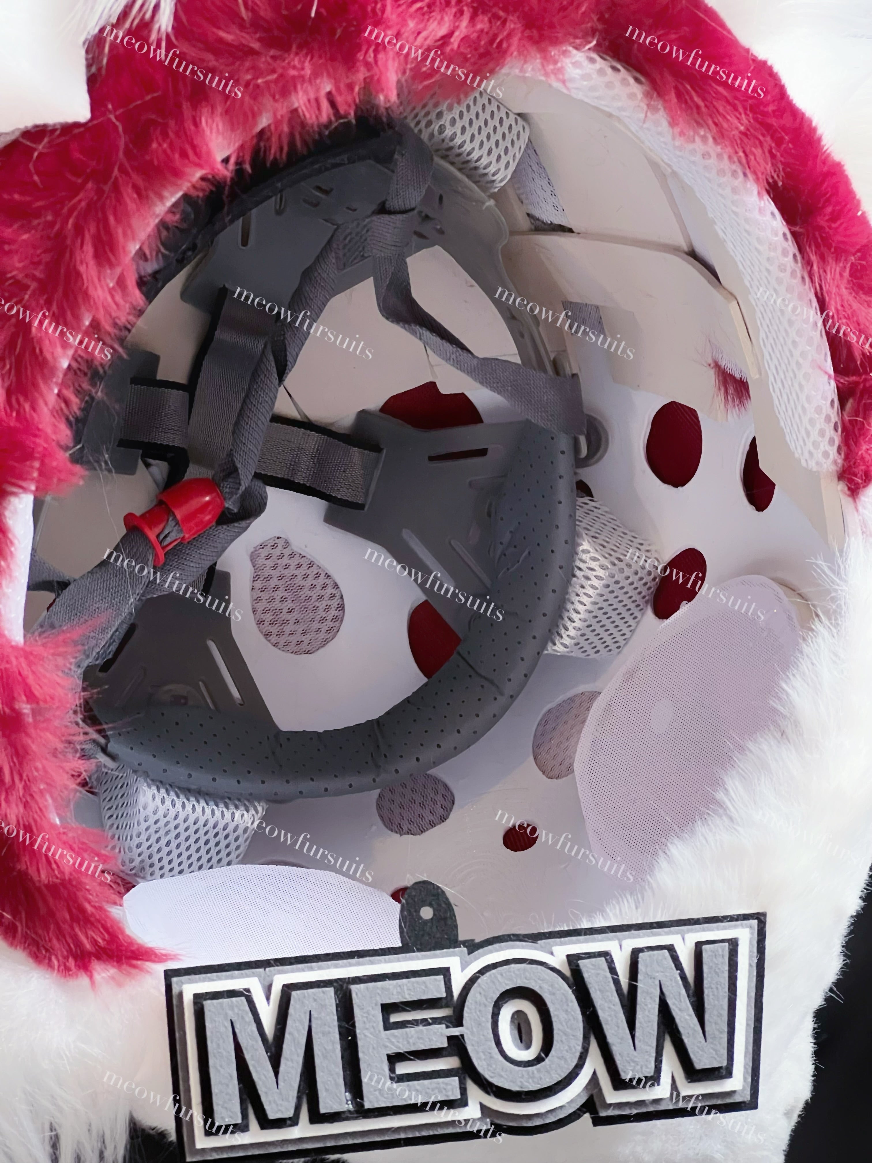<OMOMO Selection> Red and white fox Kemono Fursuits