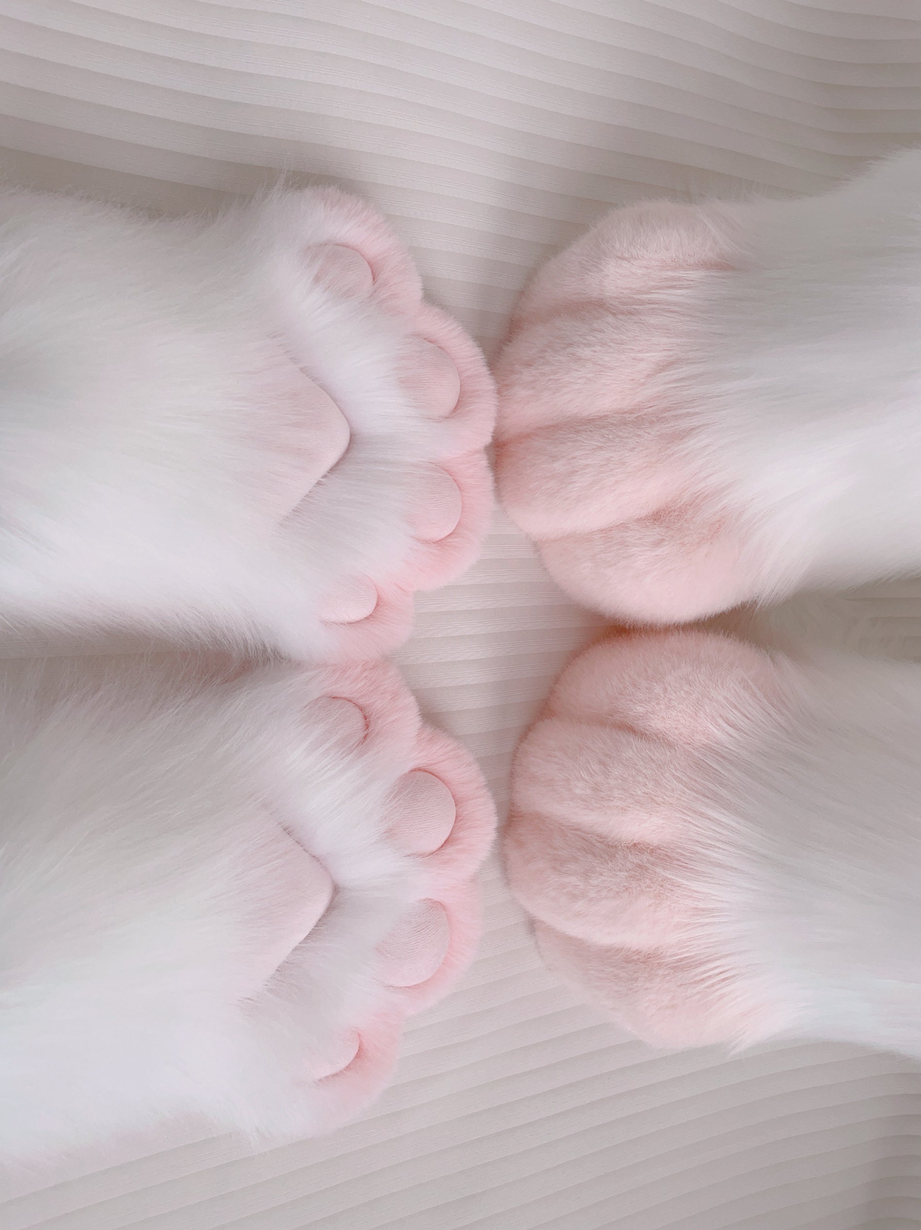 Furry gloves animal feet cute pink