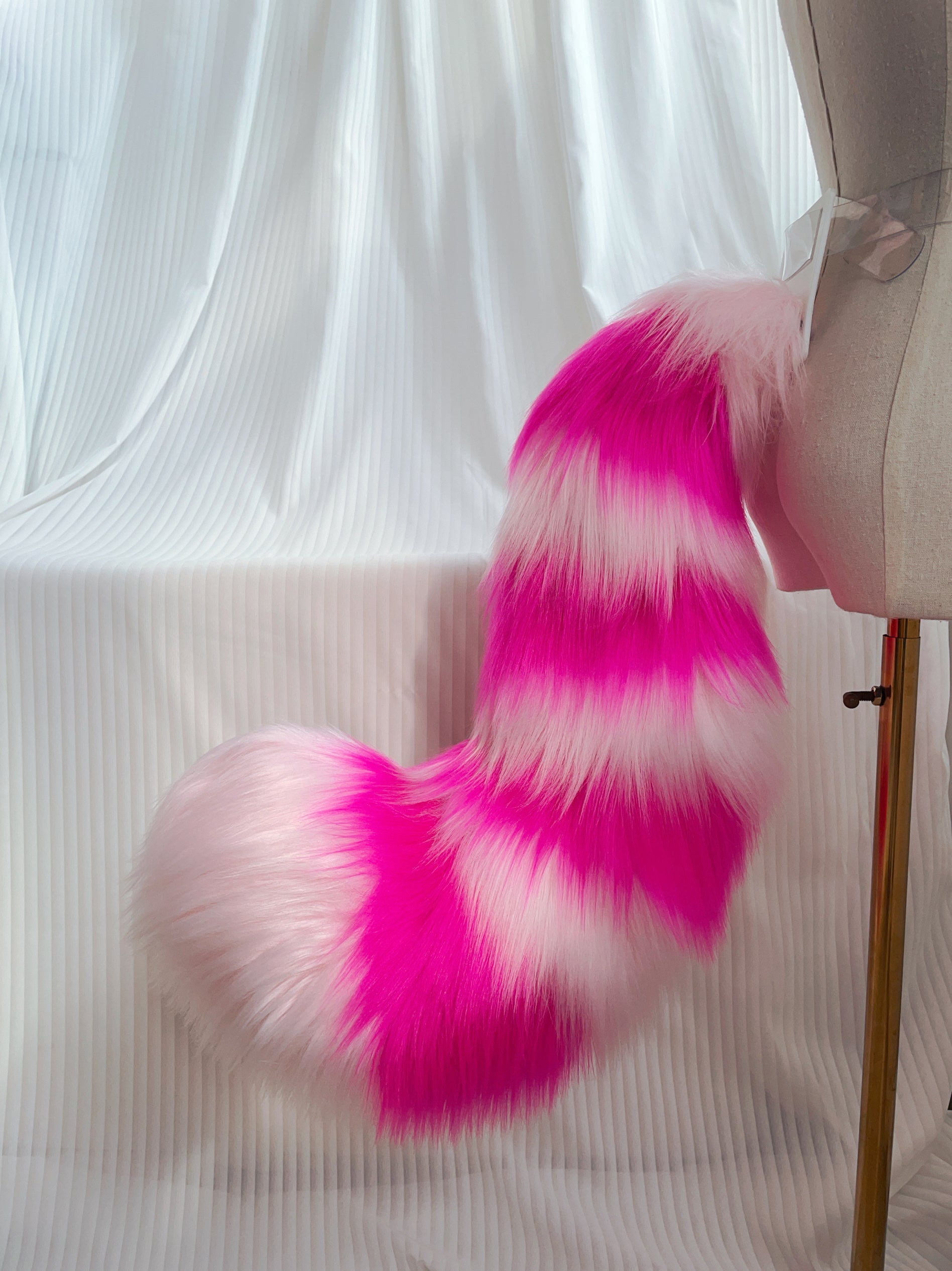 Alice in Wonderland Cheshire Cat cos tail