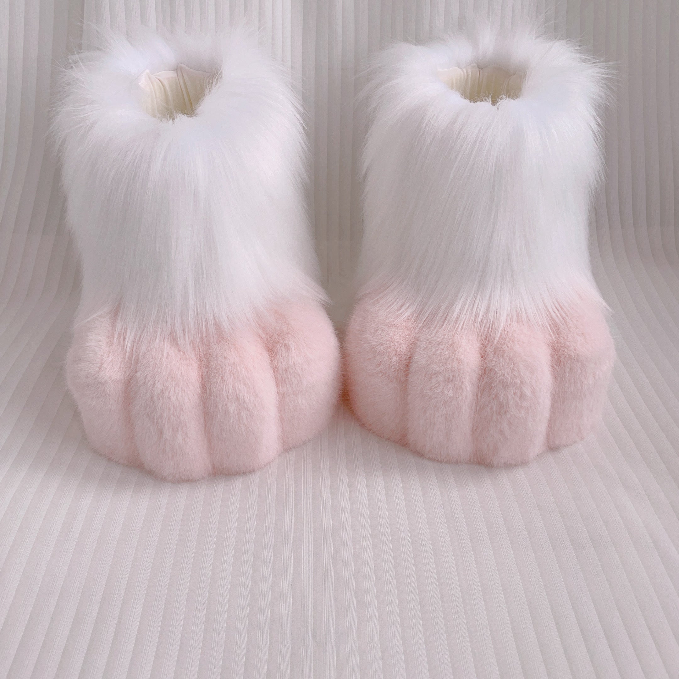 Furry gloves animal feet cute pink