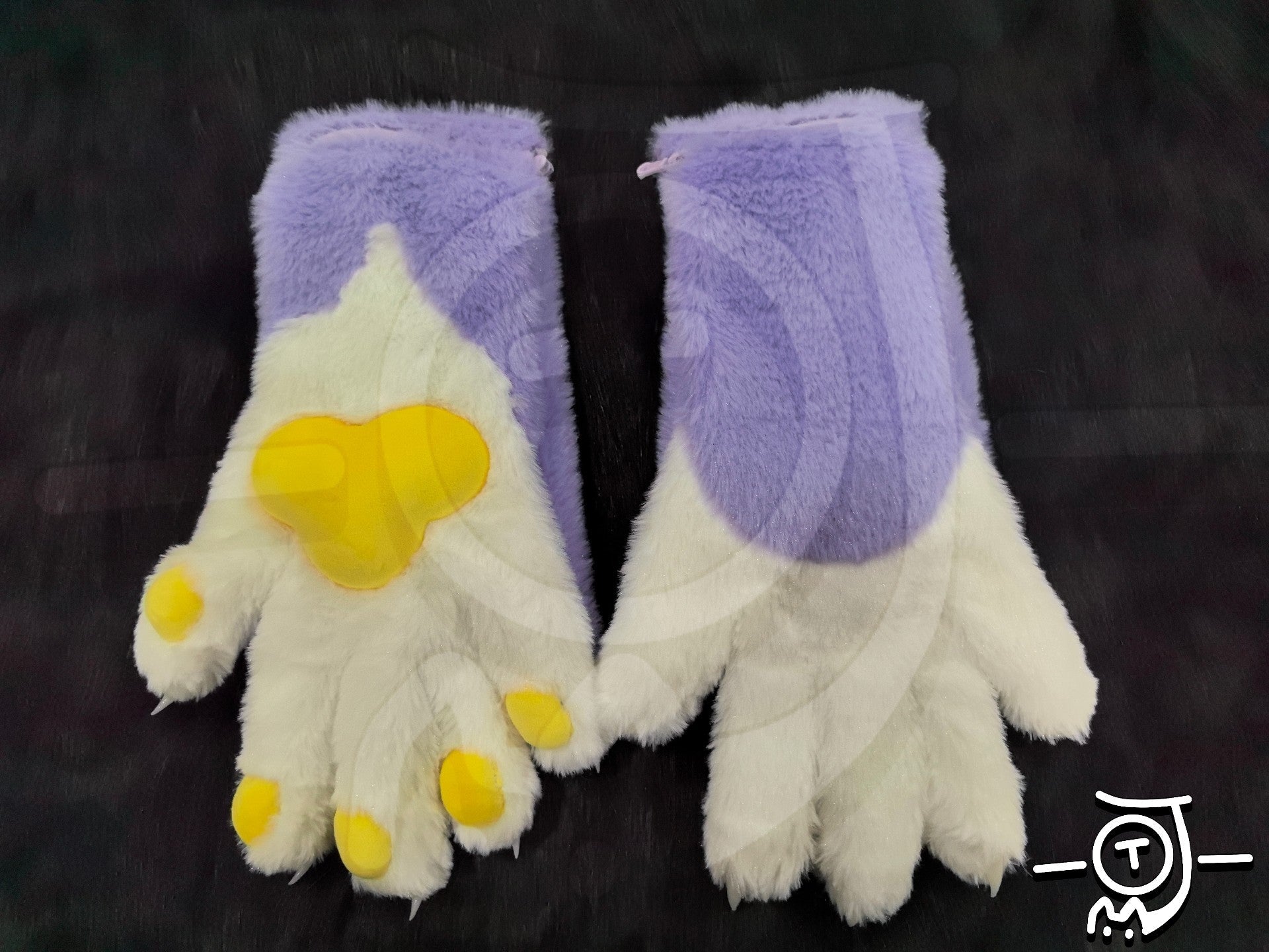 Detachable color-blocked long claws