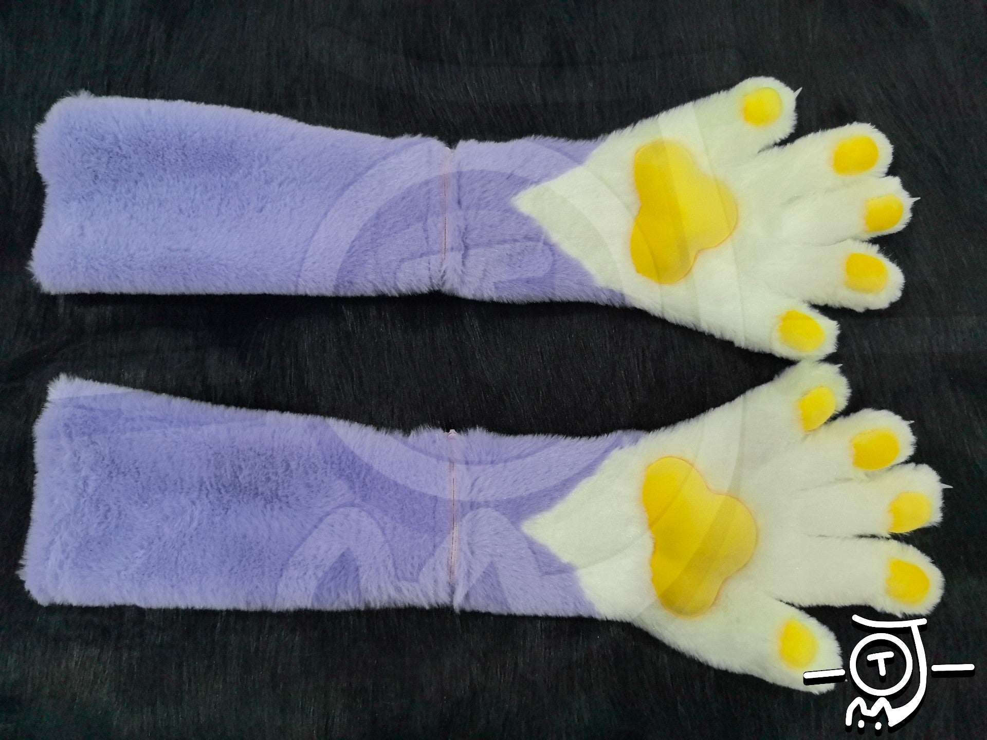 Detachable color-blocked long claws