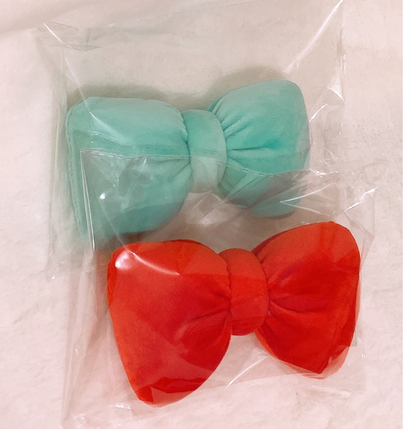 Bow tie neck accessories