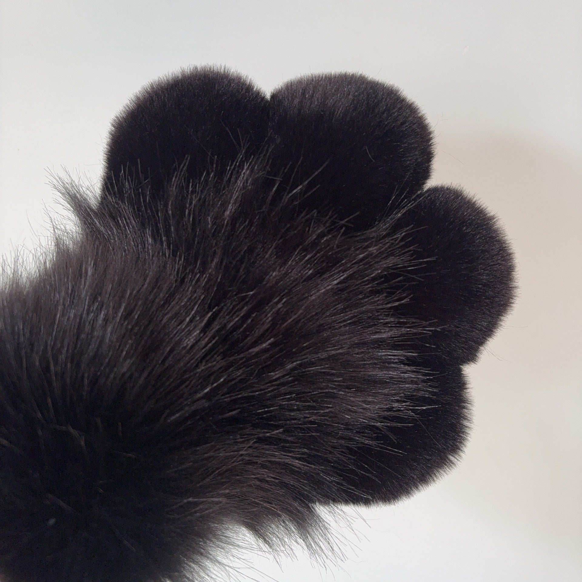 Black and pink color matching claw