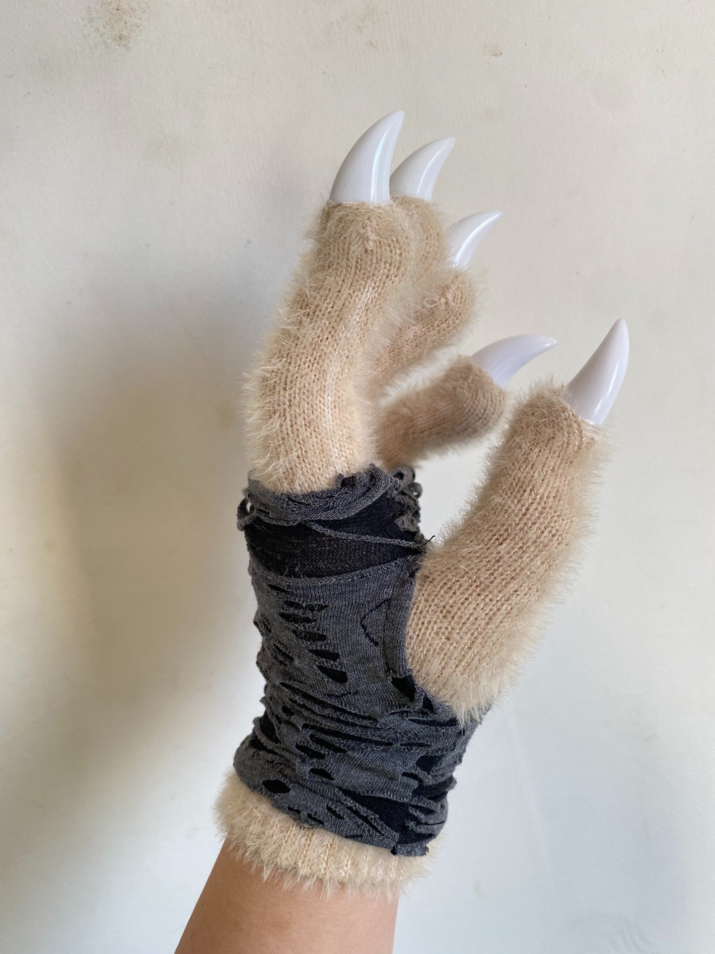 fur suit claws