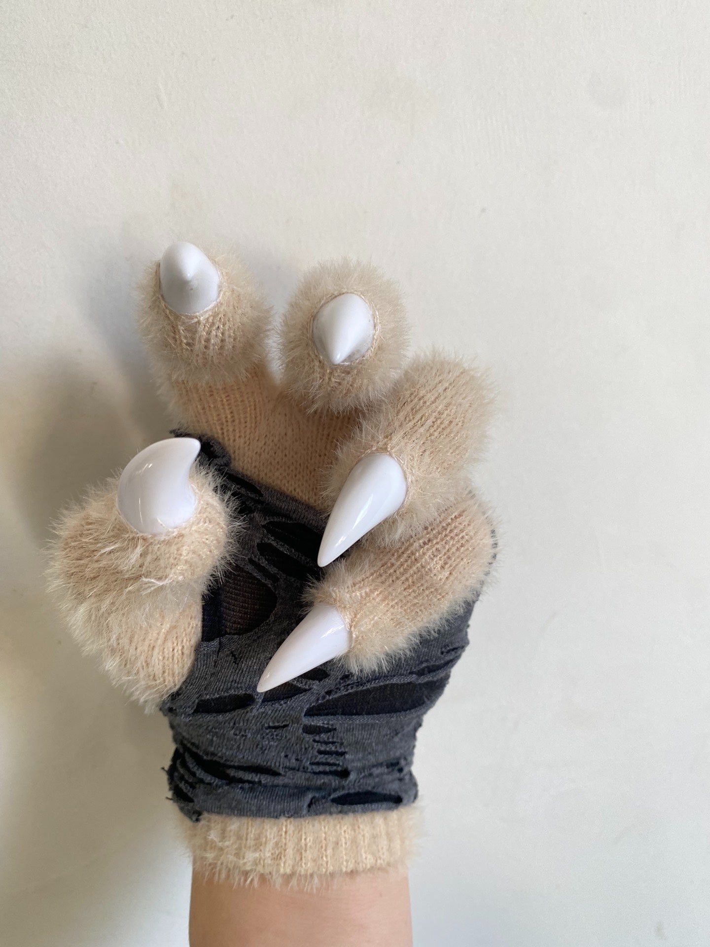 fur suit claws