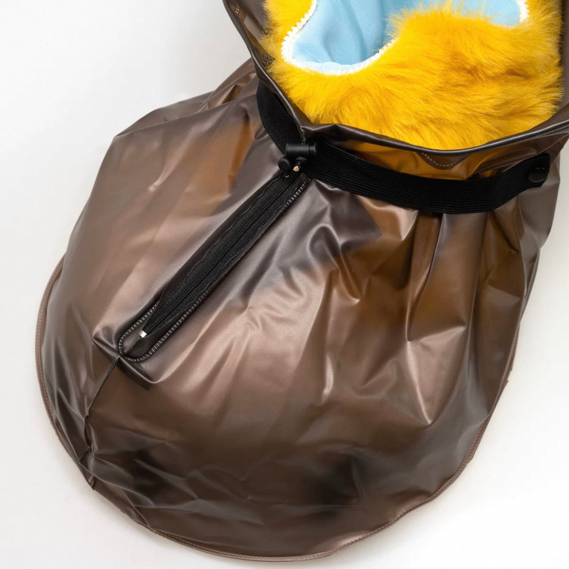 Anti-slip/waterproof and dustproof/oversized claw shoe covers