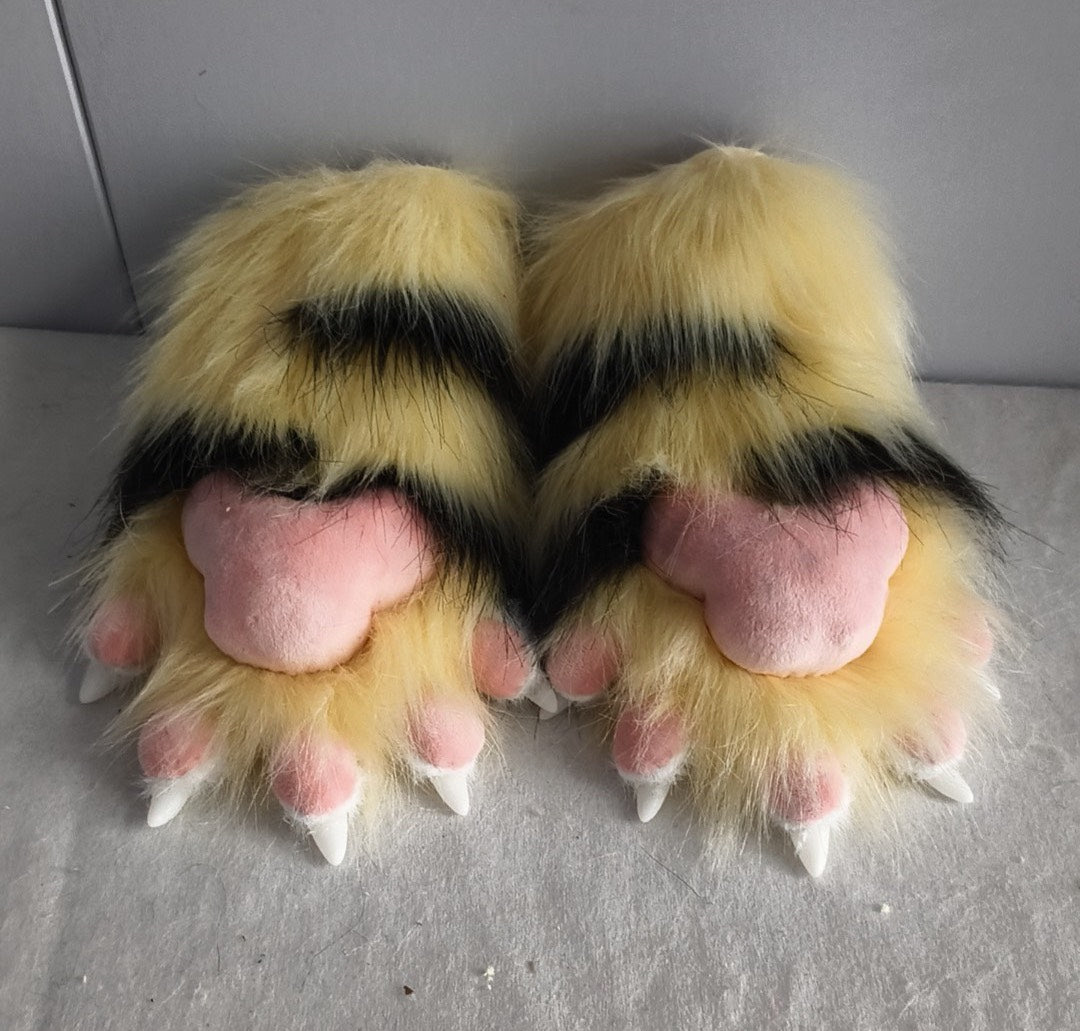 Cute tiger stripes claws (customizable)