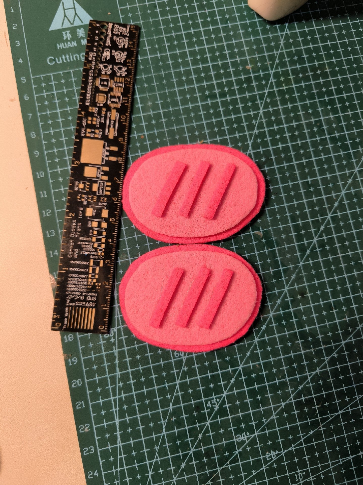 Furry Non-woven Velcro Blush