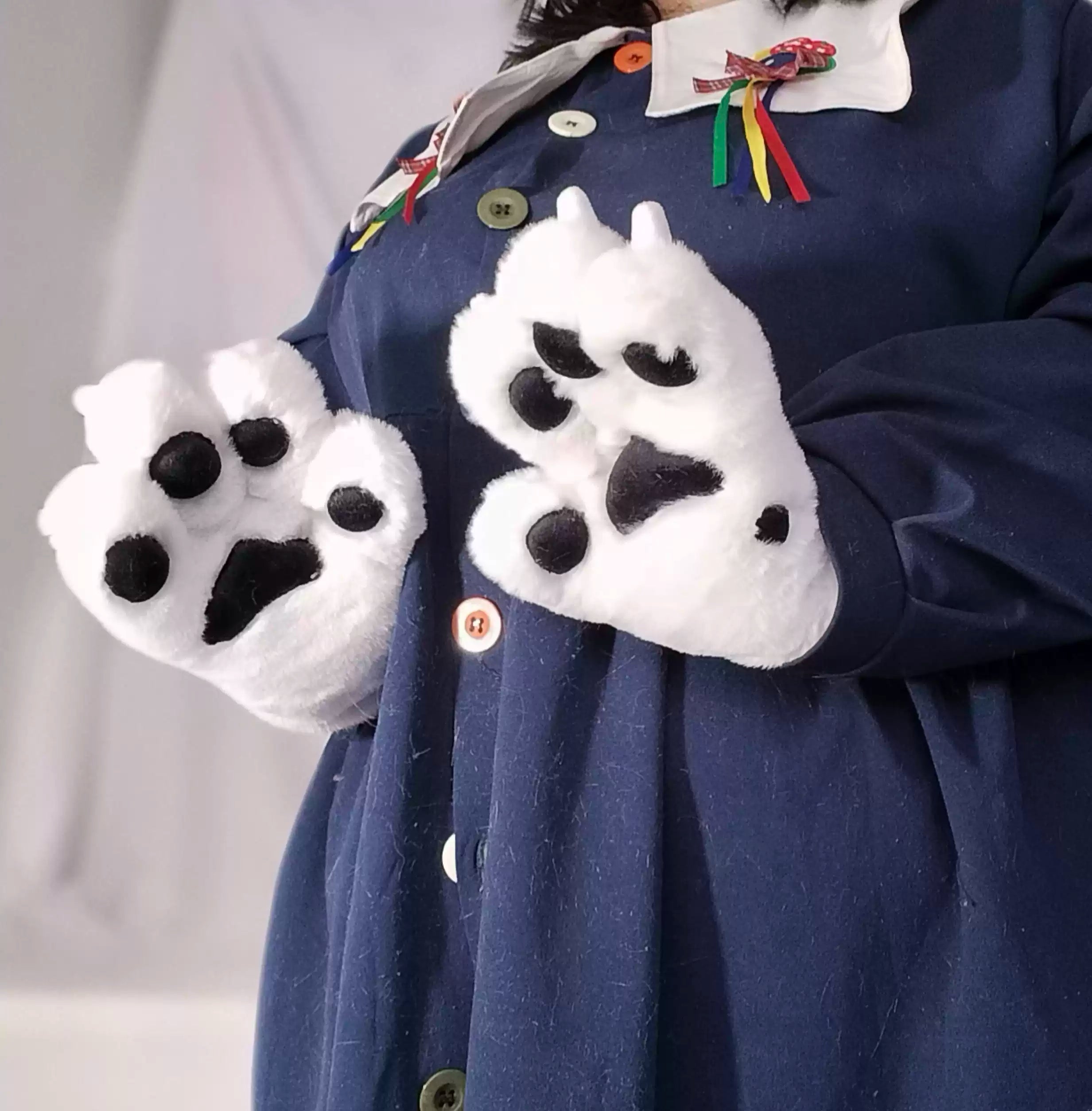 Furry Furui close-fitting claws in stock