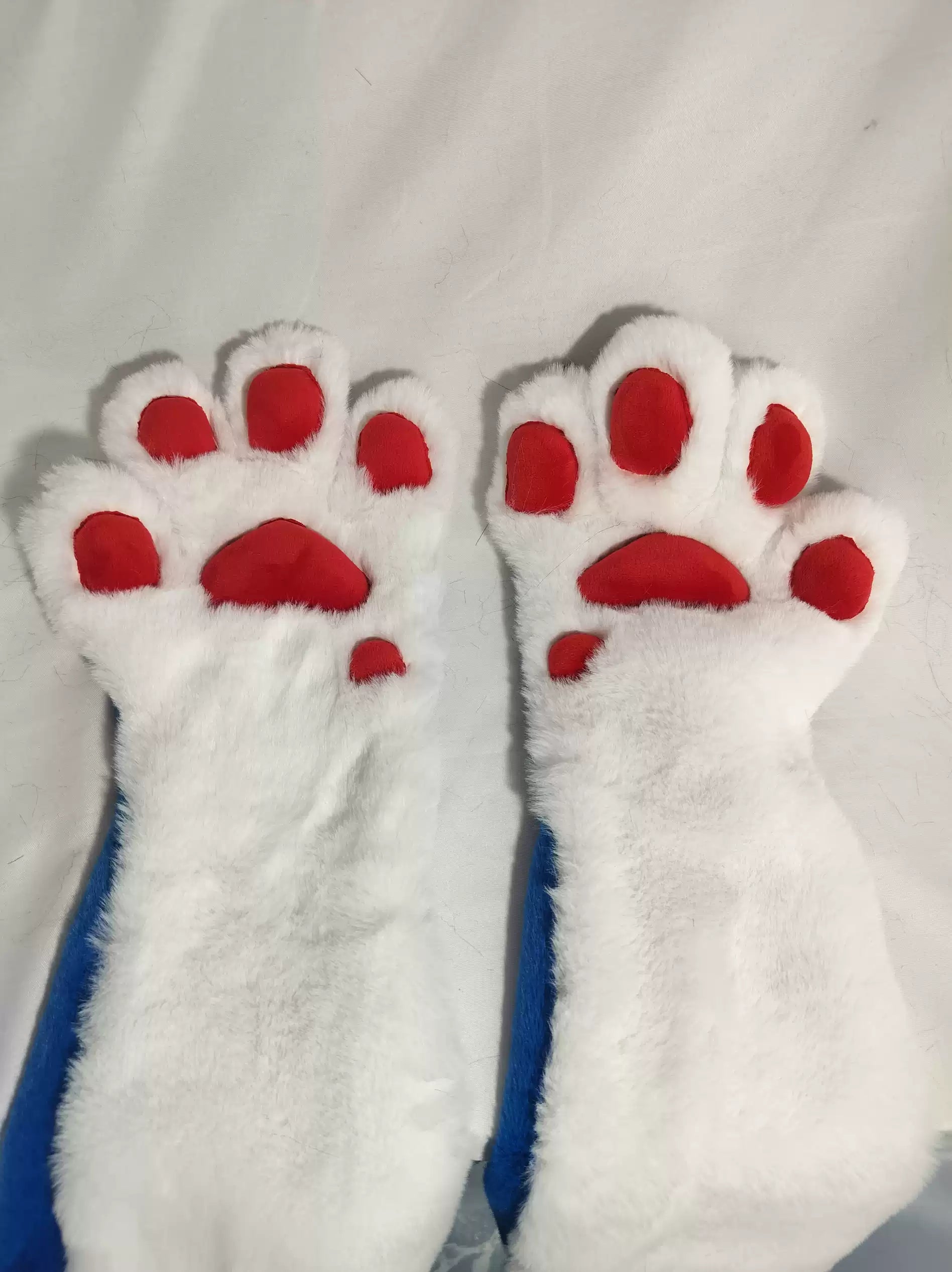Furry Furui close-fitting claws in stock
