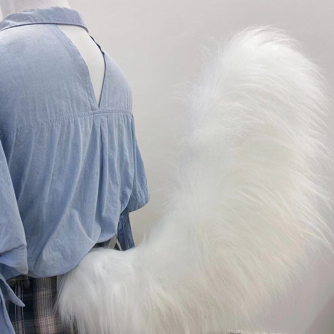 Color Handmade plush electric movable animal tail