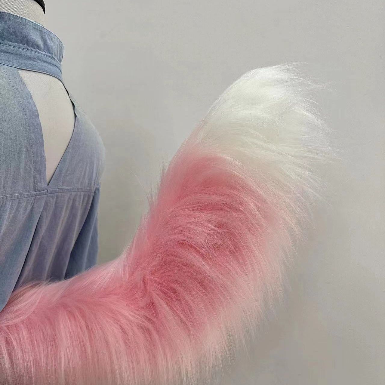 Color Handmade plush electric movable animal tail