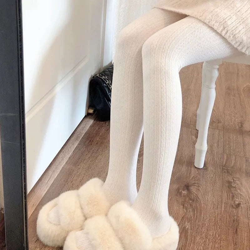 women's autumn and winter white leggings