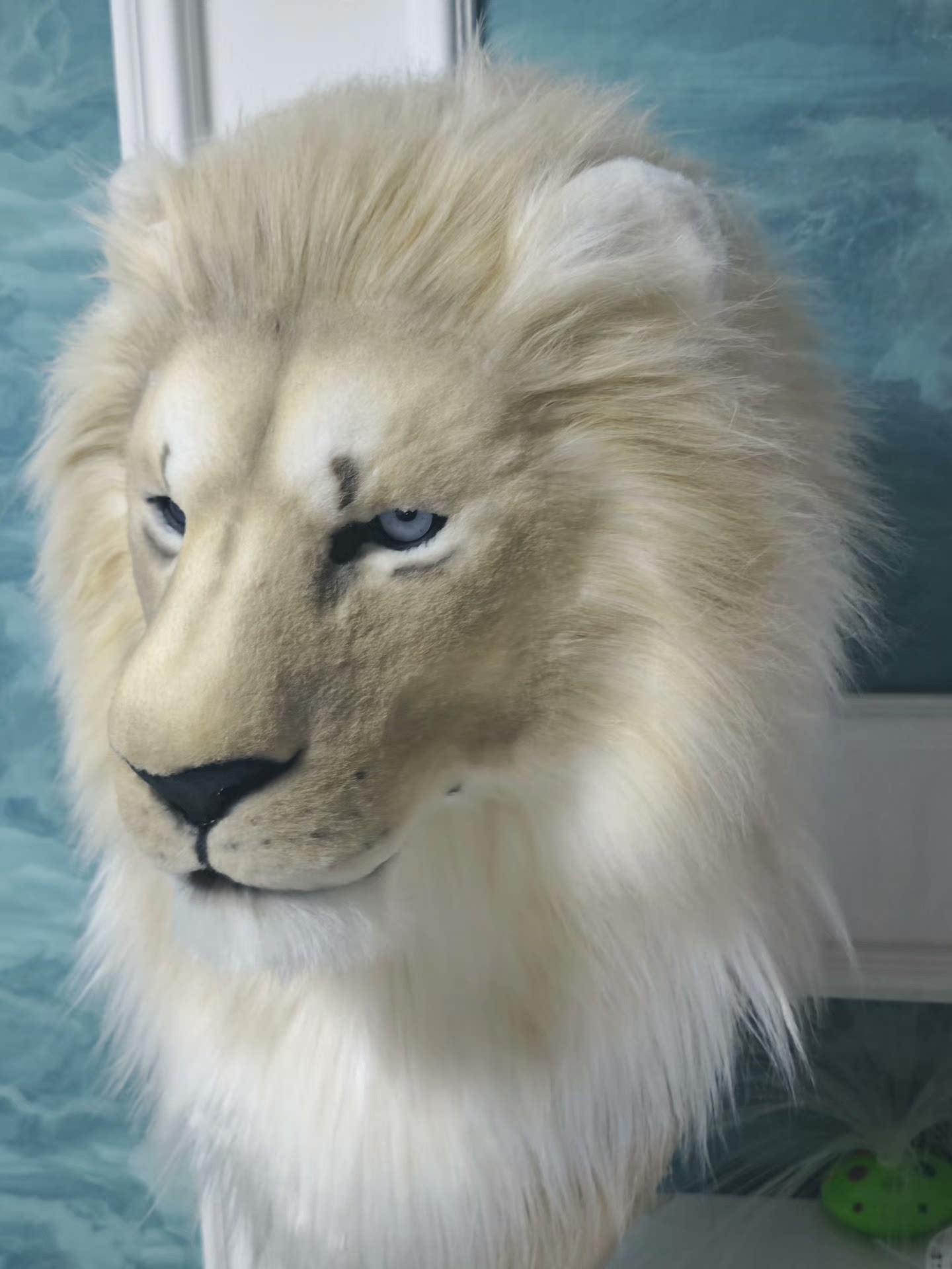 White Lion Realistic Head Fursuit