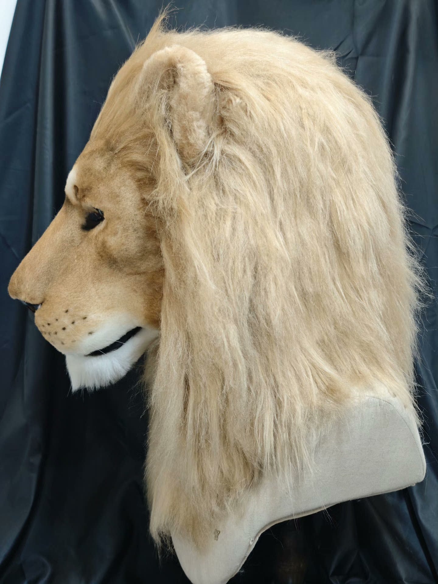 White Lion Realistic Head Fursuit