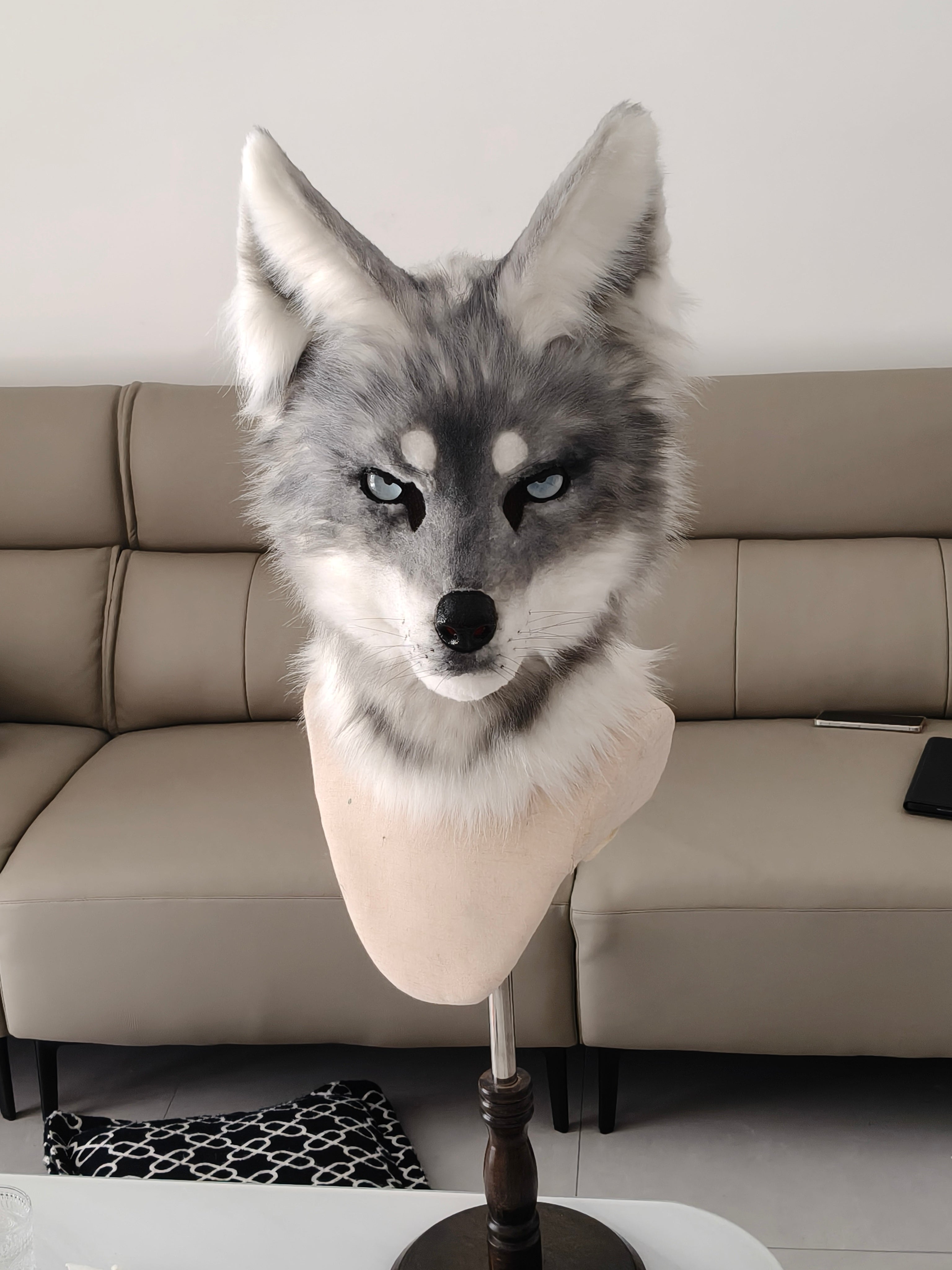 White Wolf Realistic Head Fursuit (Movable Jaw)
