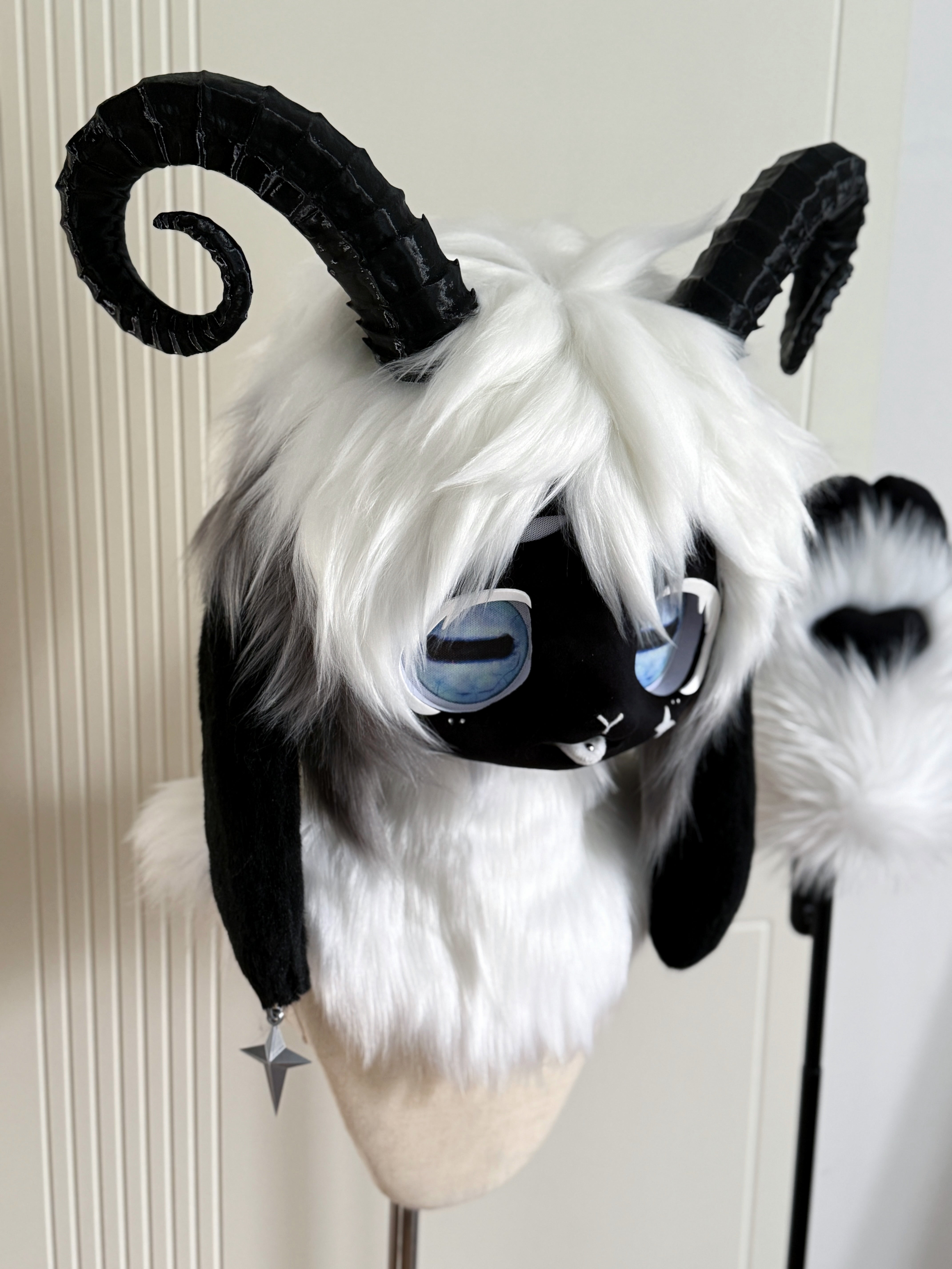 Black Goat Kig Head Fursuit (Gift Handpaws)