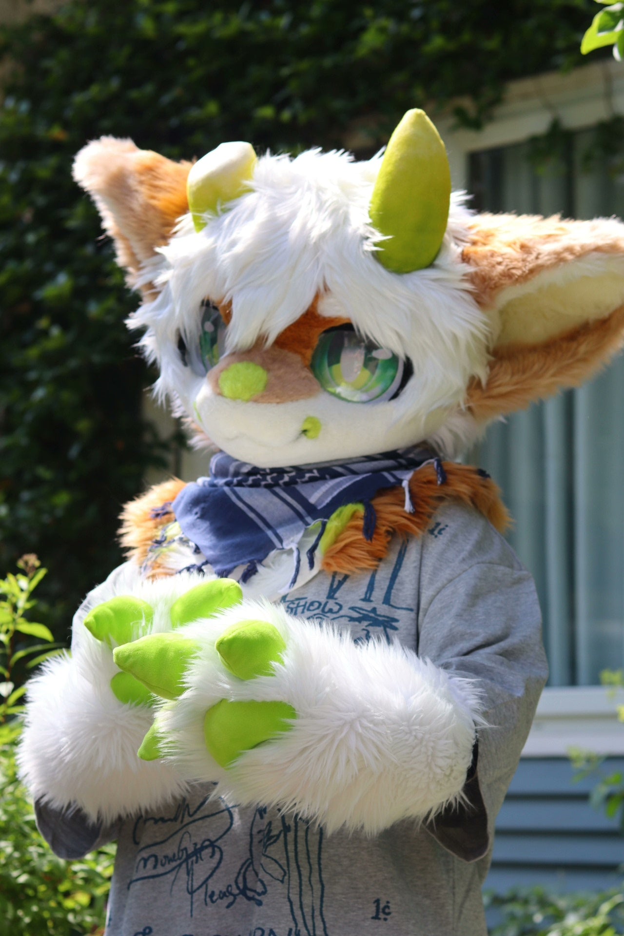 Broken Angle Dragon Kemono Head Fursuit (Gift Handpaws)