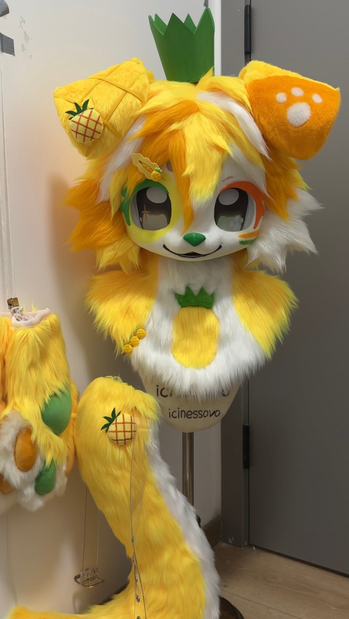 Pineapple Puppy Kemono Head Fursuit (Gift Handpaws+Tail)